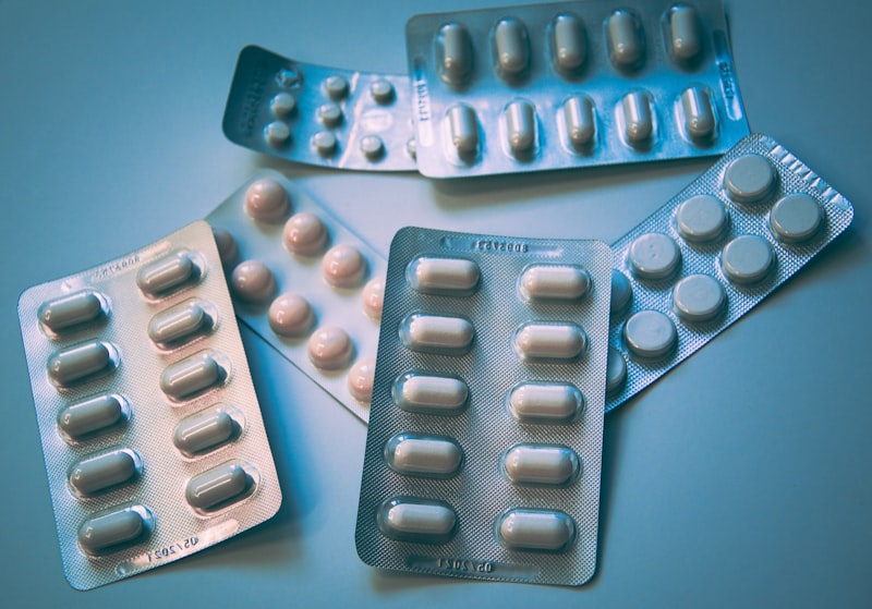 Probiotics vs. Prebiotics: Understanding the Difference and Their Roles